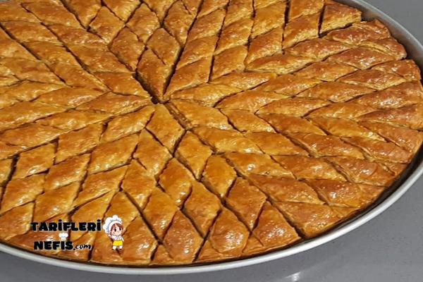 Cevizli Ev Baklavası Tarifi