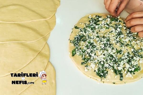 Tel Tel Ayrılan Yapımı En Basit Çörek Tarifi