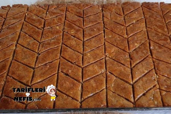 Baklava Tadında Tezpişti Arnavut Tatlısı Tarifi