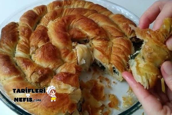 Ispanaklı El Açması Börek Tarifi