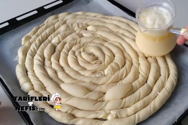 Peynirli El Açması Börek Tarifi