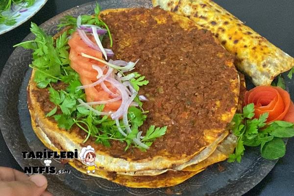 Siverek Usulü Lahmacun Tarifi