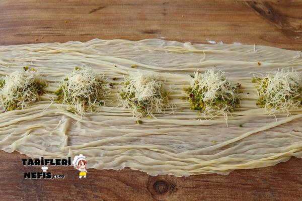 Kadayıflı Midye Baklava Tarifi