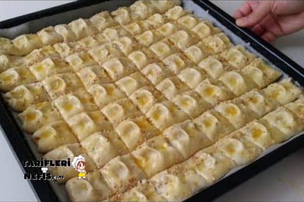 Lokmalık El Açması Börek Tarifi